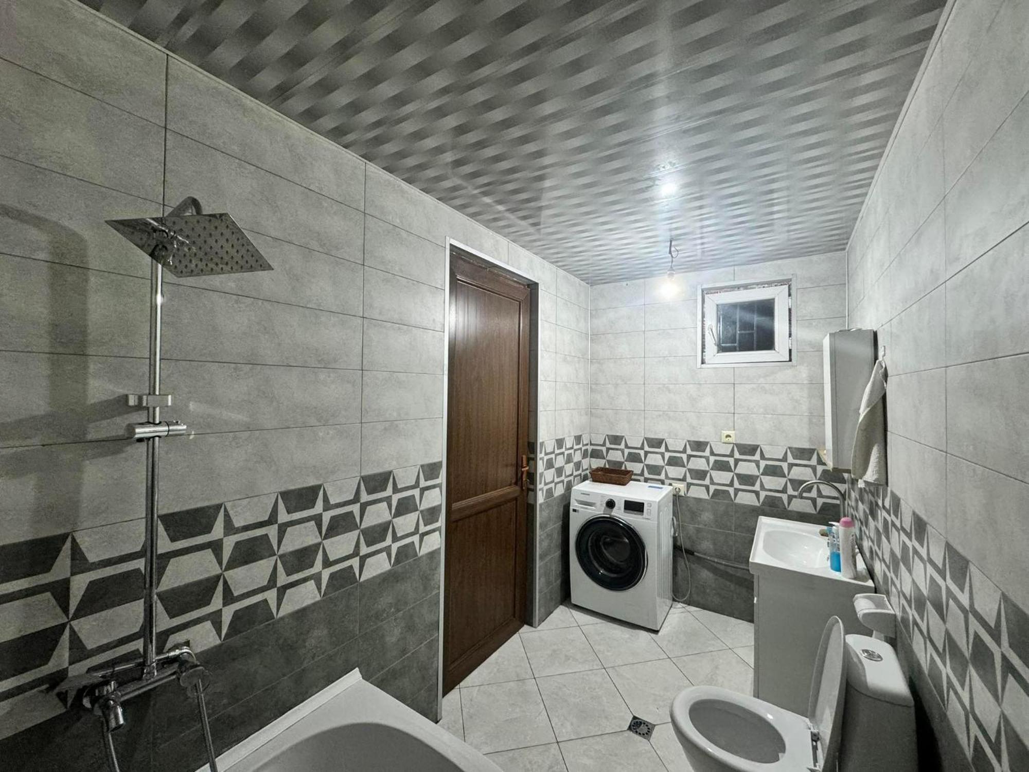 Zara-Guest House Sugdidi Exterior foto